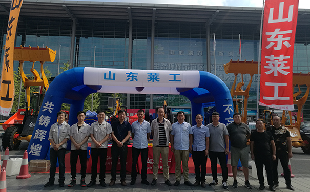 萊工.jpg 萊工.jpg